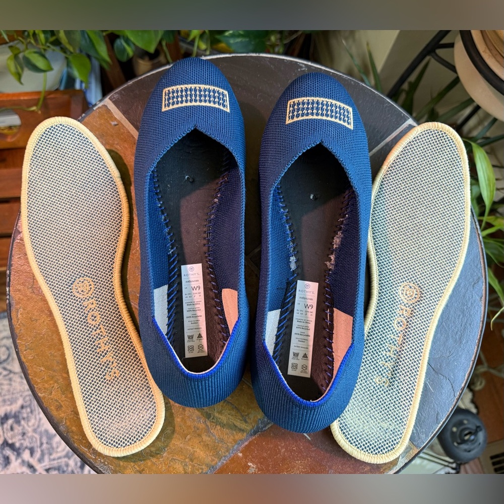 Rothy’s The Flats in Blue Holiday Licorice Women’s Size 9 - Picture 6 of 11
